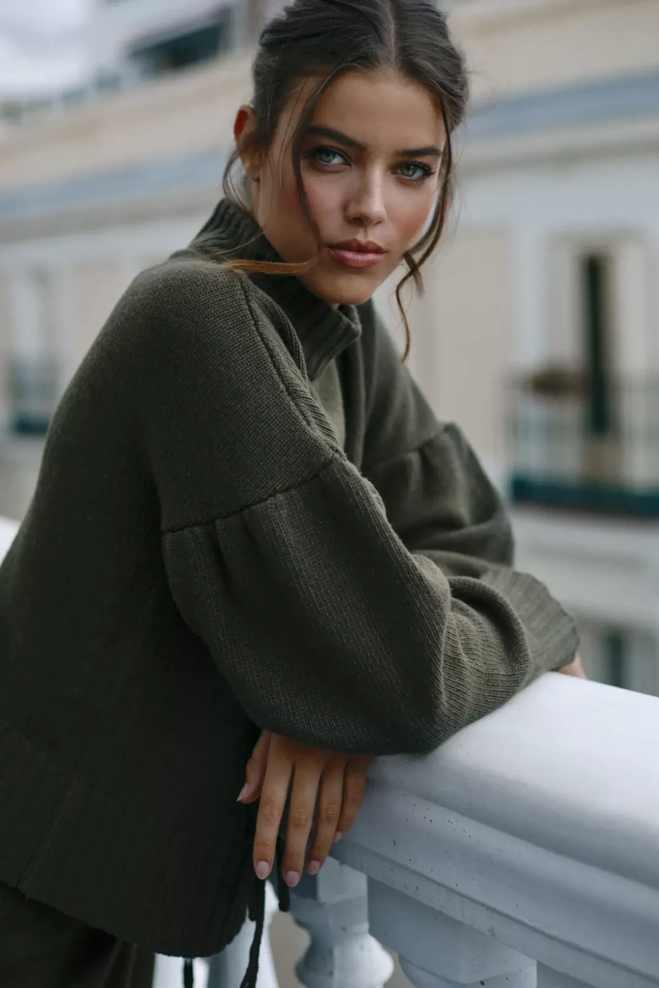 The Akala Studio Budapest Pullover Fashion