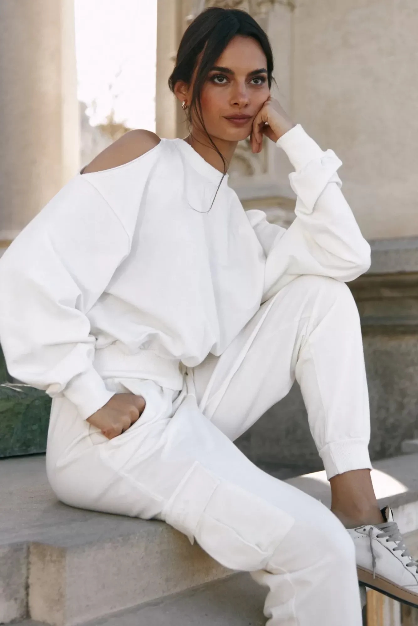 The Akala Studio Milky White Cargo Pants Online
