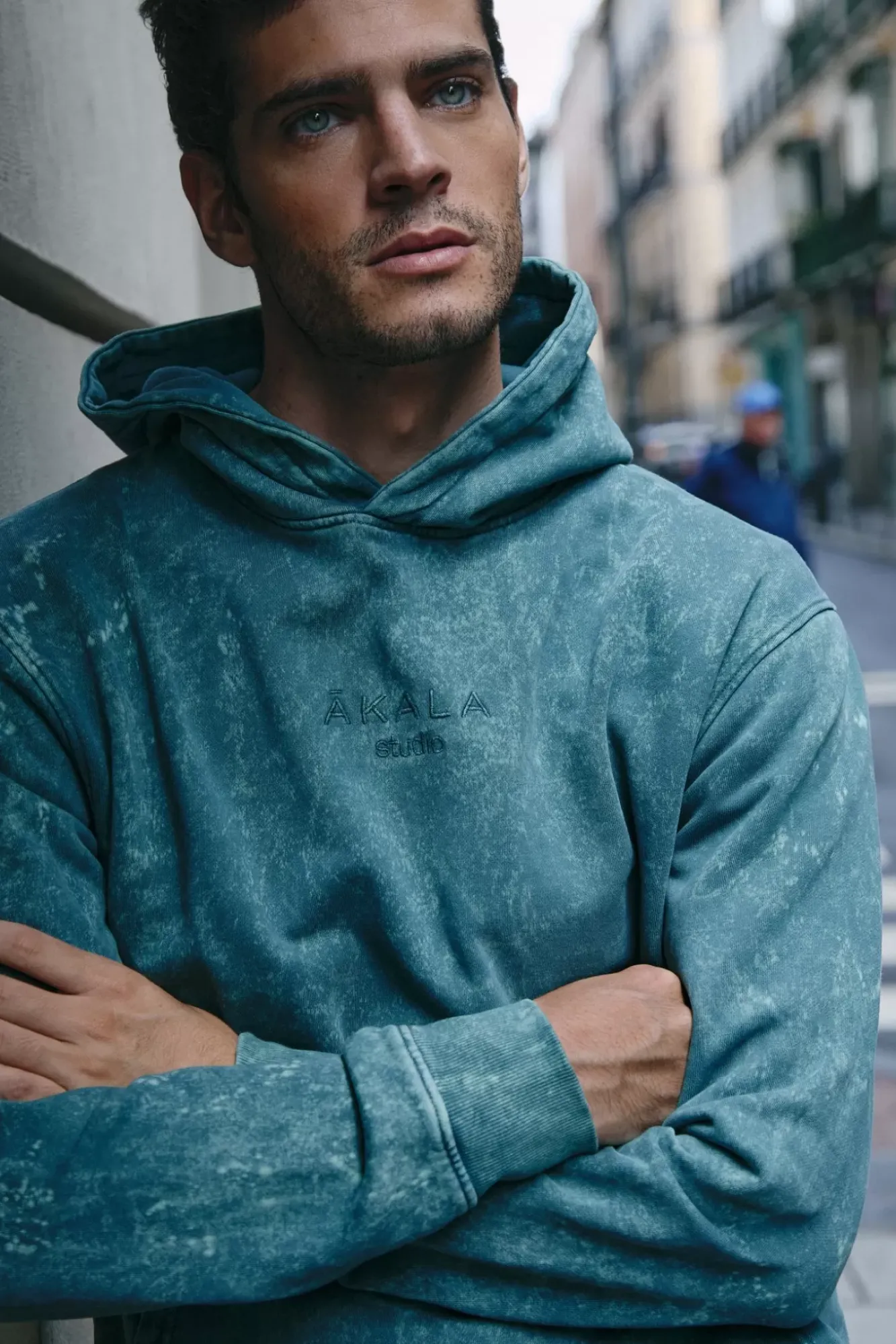 The Akala Studio Sudadera Evergreen Fashion