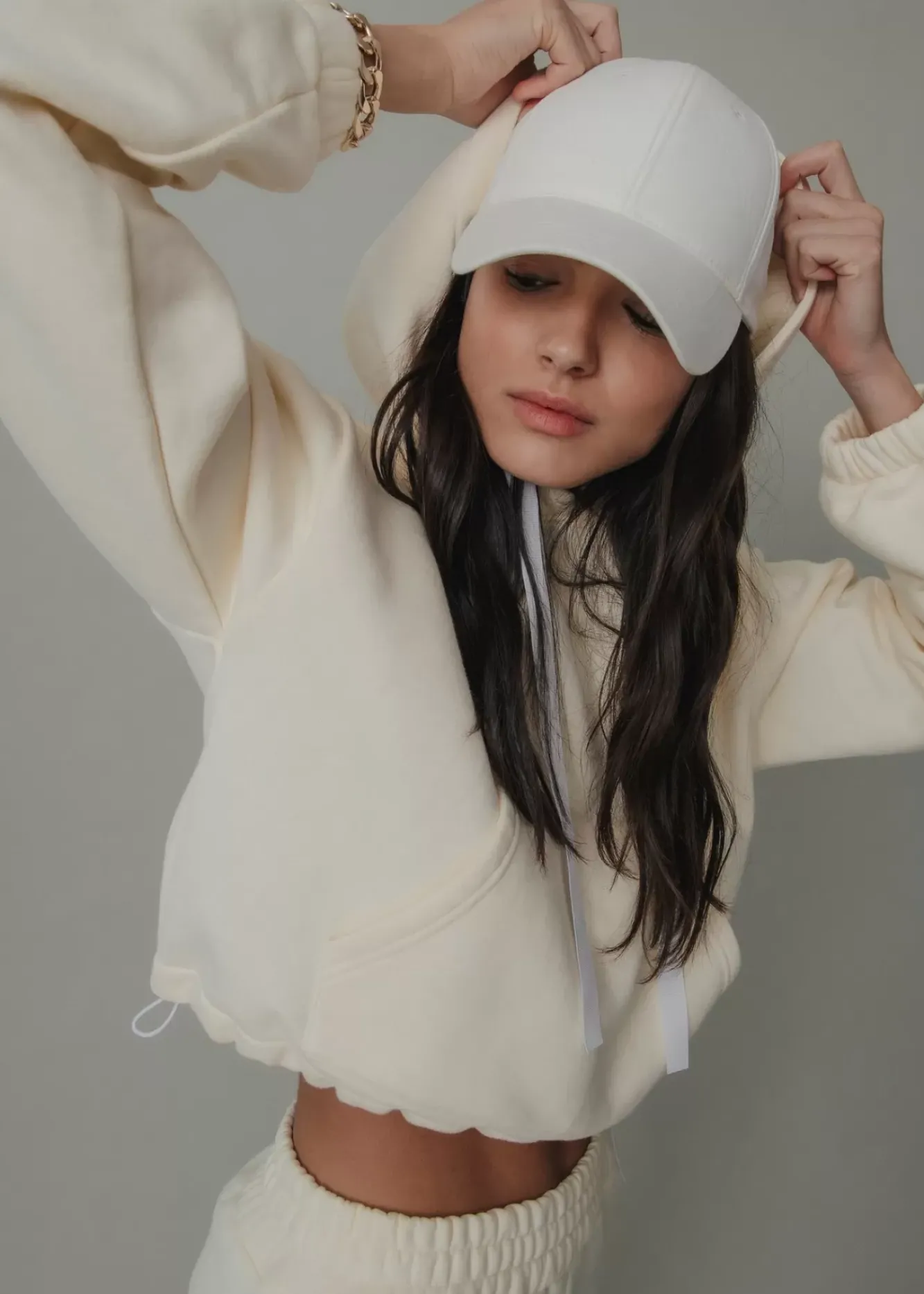 The Akala Studio Sudadera Marfil Best