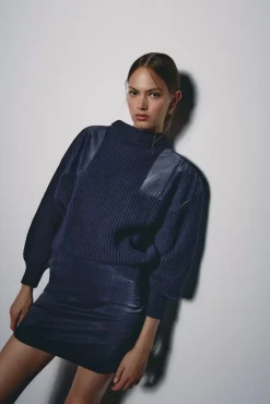 The Akala Studio Valentina Pullover Best